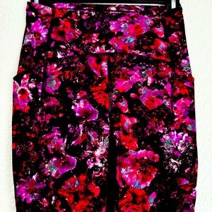 Cute pink sakura 🌸 lululemon yoga pants